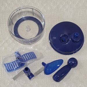Tupperware Quick Chef Manual Food Processor Chopper Mixer OTG Travel Blue 6pc